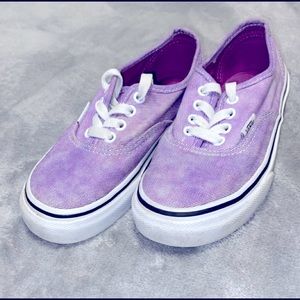 Girl’s Size 2 Vans